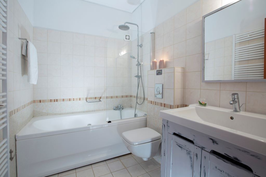 Photo of Bathroom in Pondi