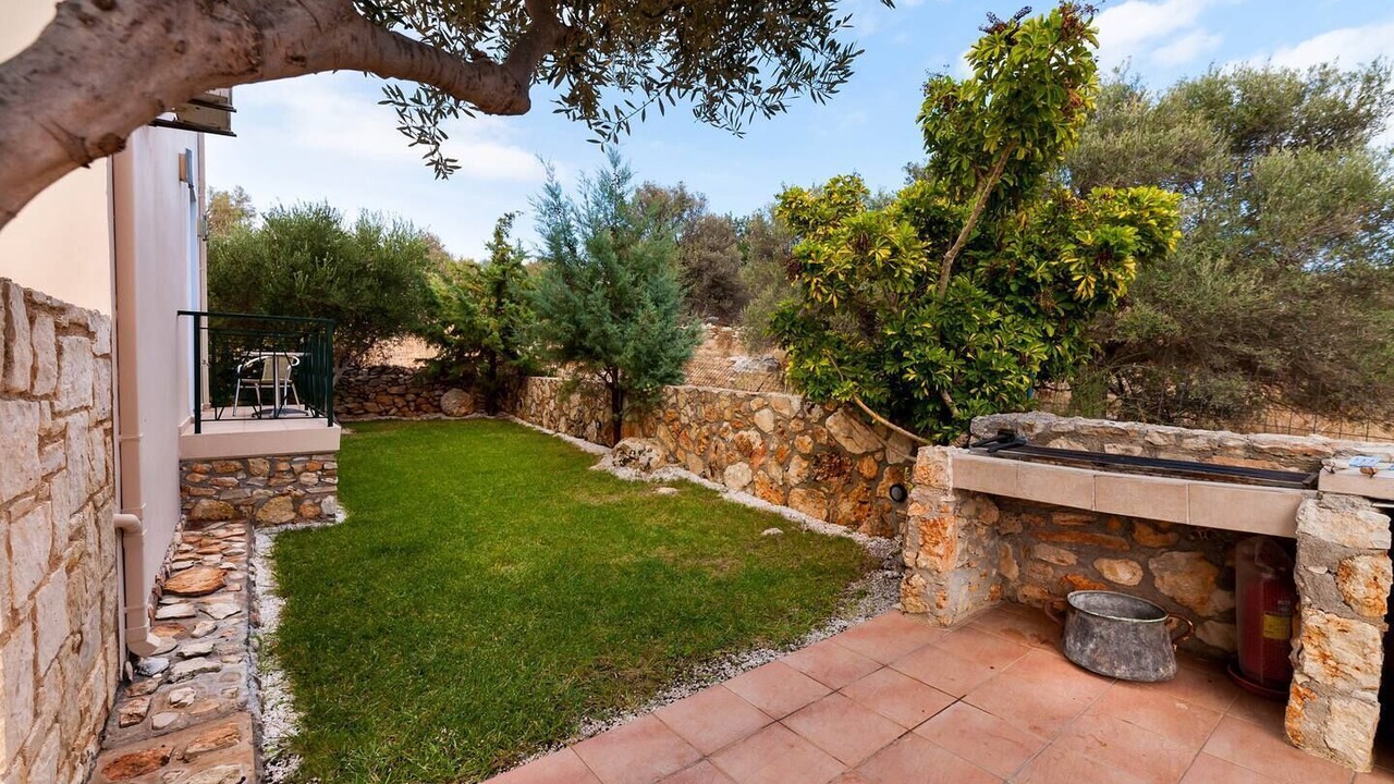 Photo of Patio Balcony in Megala Chorafia