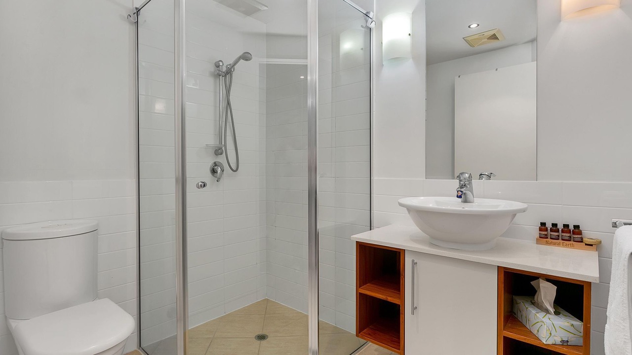 Photo of Bathroom in Yorkeys Knob