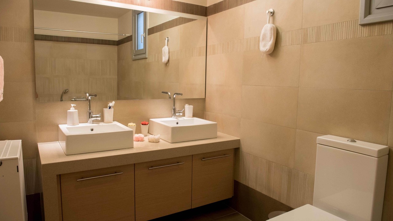 Photo of Bathroom in Eretria