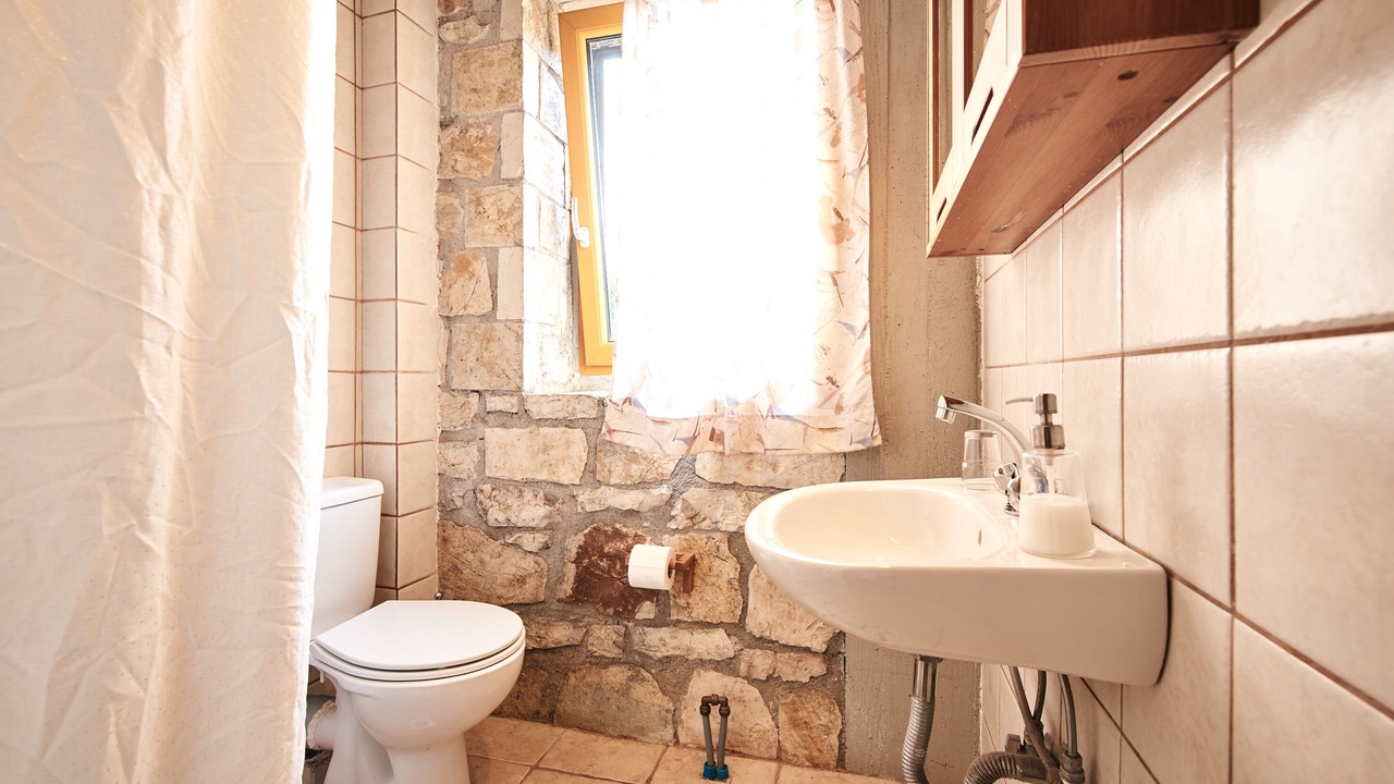 Photo of Bathroom in Kato Diminio
