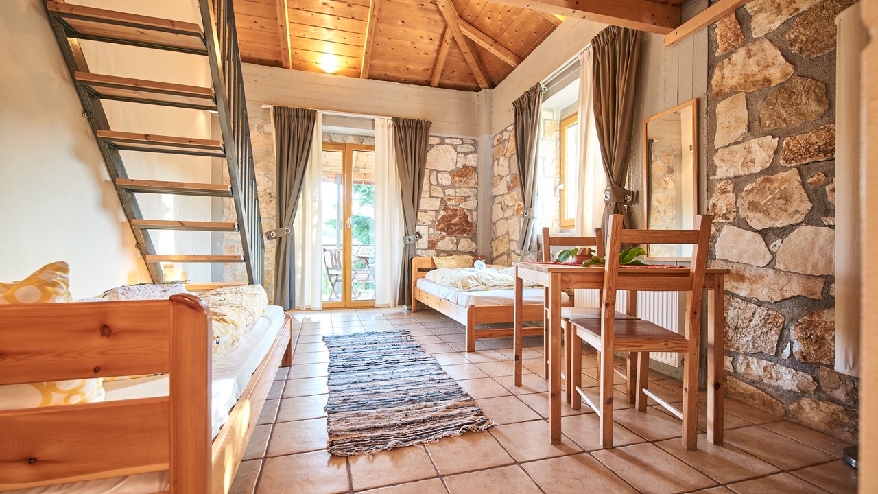 Photo of Bedroom in Kato Diminio