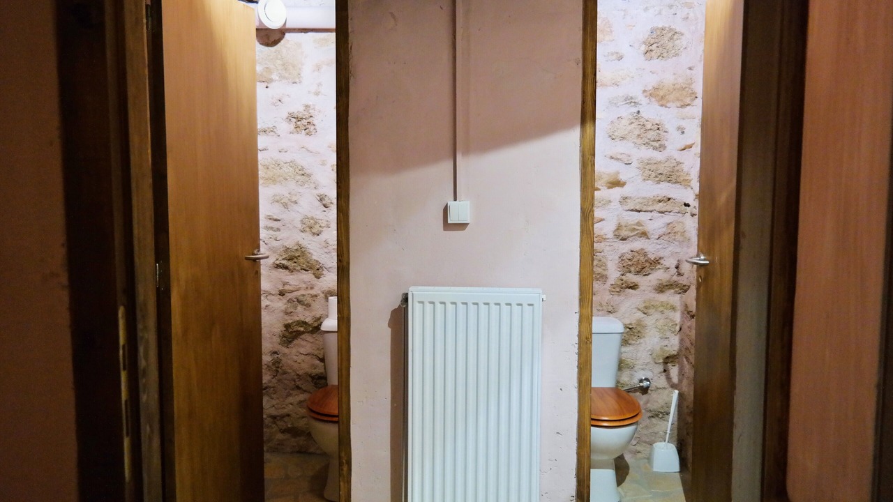 Photo of Bathroom in Kato Diminio