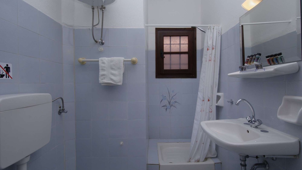 Photo of Bathroom in Lefokastron