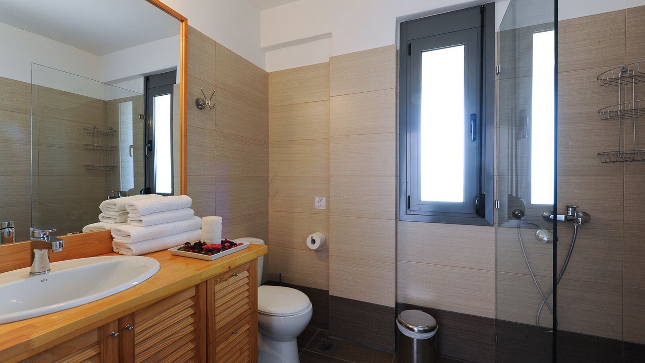 Photo of Bathroom in Marathon