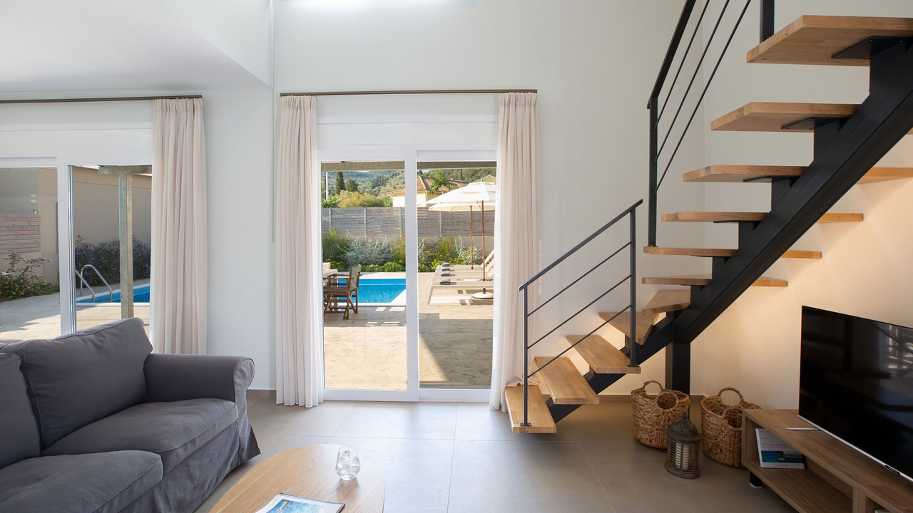 Photo of Livingroom in Apolpaina