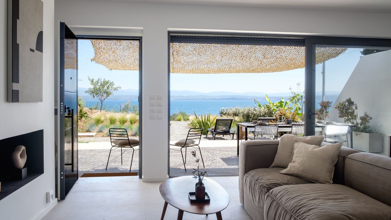 Photo of Livingroom in Eretria