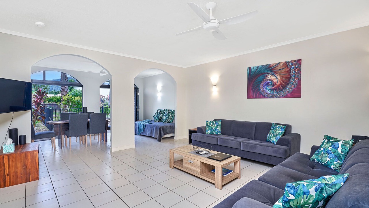 Photo of Livingroom in Palm Cove