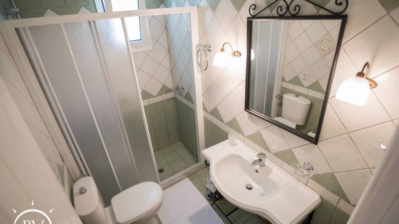 Photo of Bathroom in Katokhorion