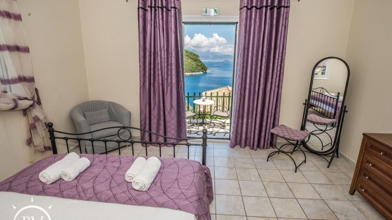 Photo of Bedroom in Katokhorion