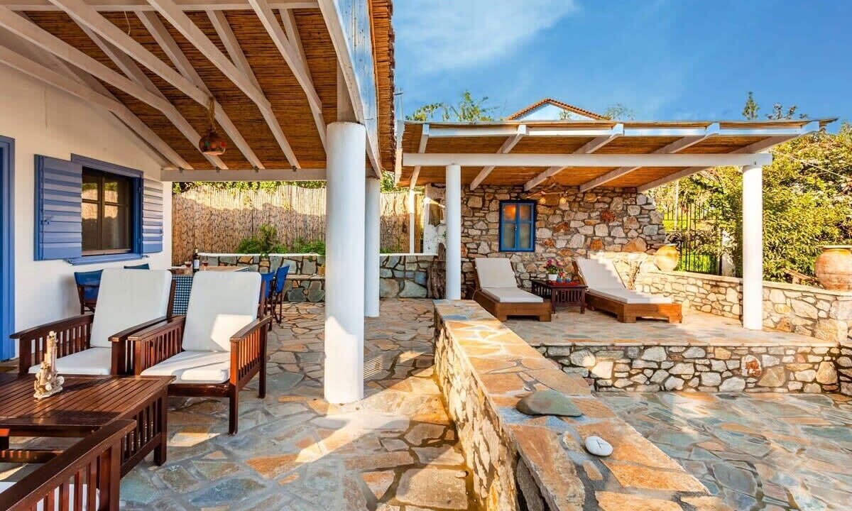 Photo of Outdoor in Aipeia
