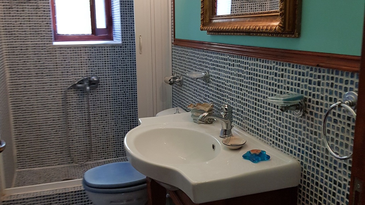 Photo of Bathroom in Kymi-Aliveri