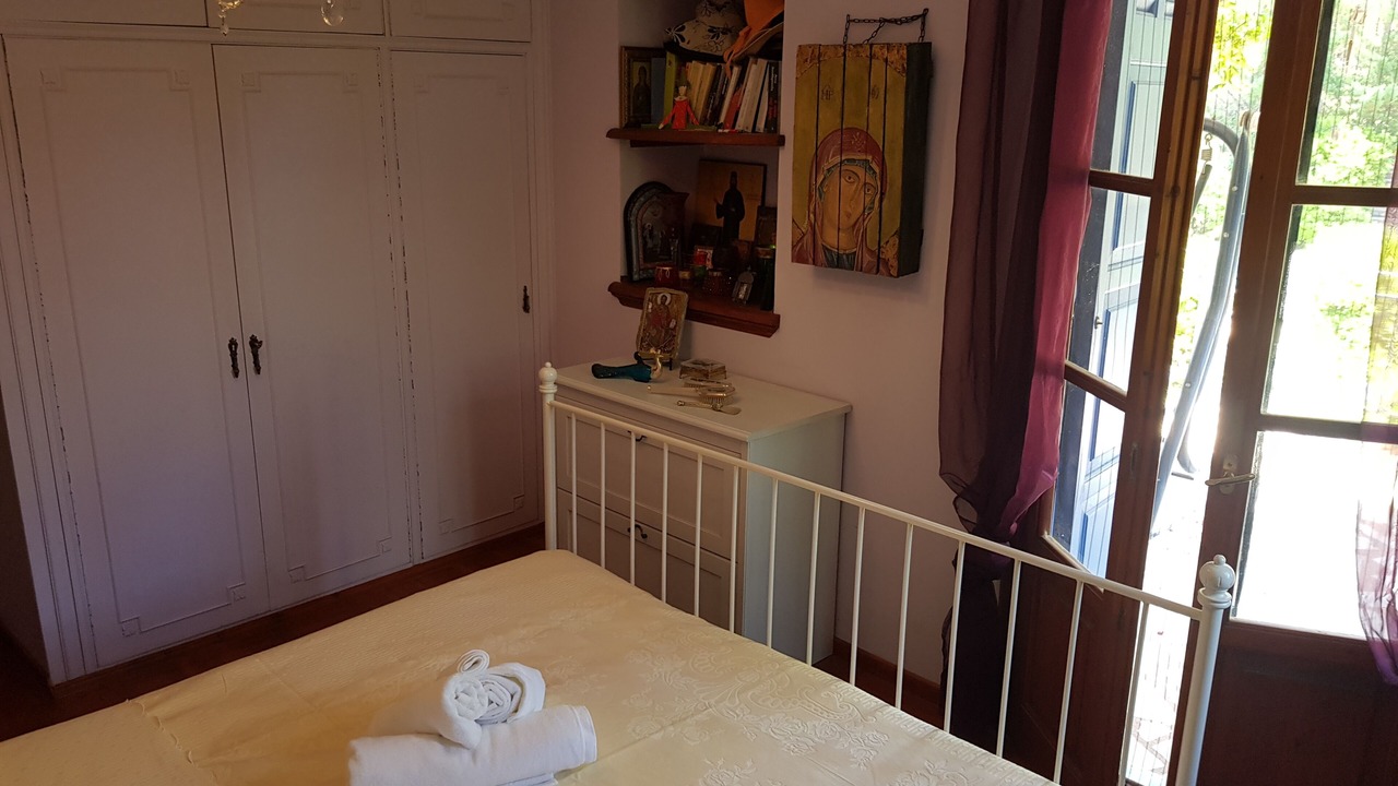 Photo of Bedroom in Kymi-Aliveri