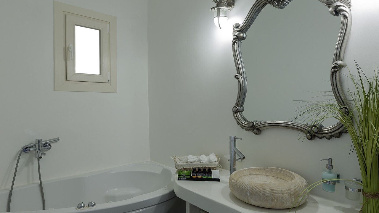 Photo of Bathroom in Kanalia