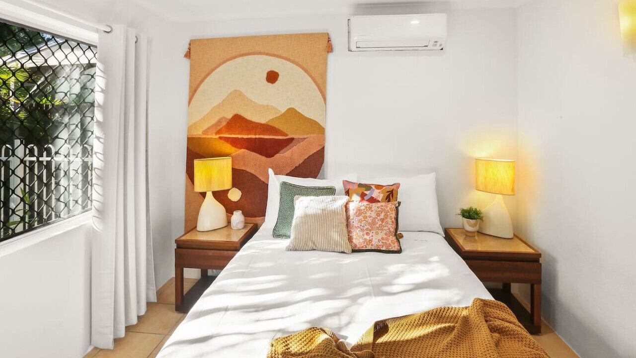 Photo of Bedroom in Clifton Beach