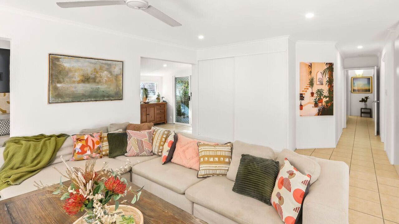 Photo of Livingroom in Clifton Beach