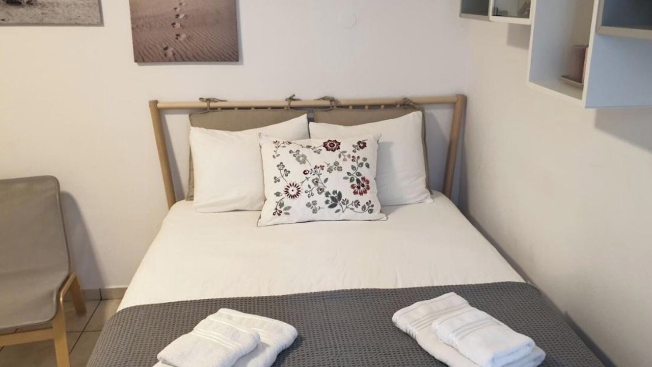 Photo of Bedroom in Platis Gialos