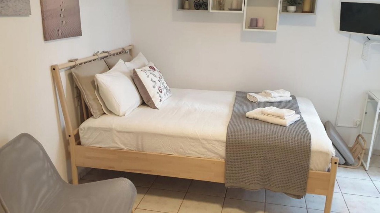 Photo of Bedroom in Platis Gialos