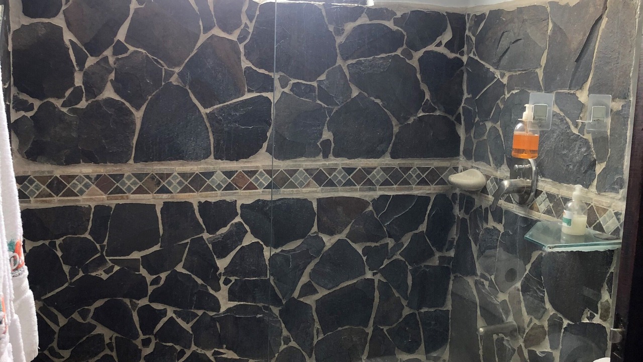 Photo of Bathroom in Barrio Los Villalobos