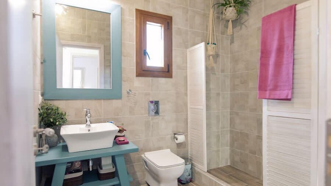 Photo of Bathroom in Kariotai
