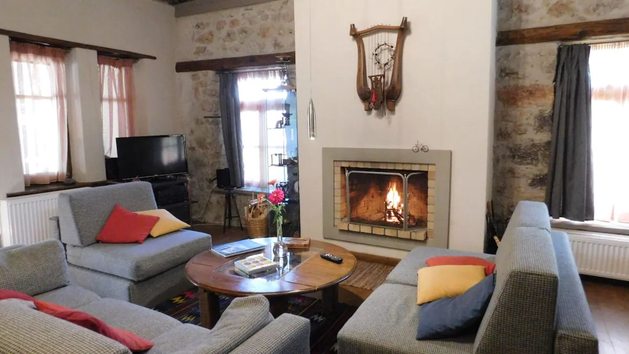 Photo of Bedroom in Lilaia