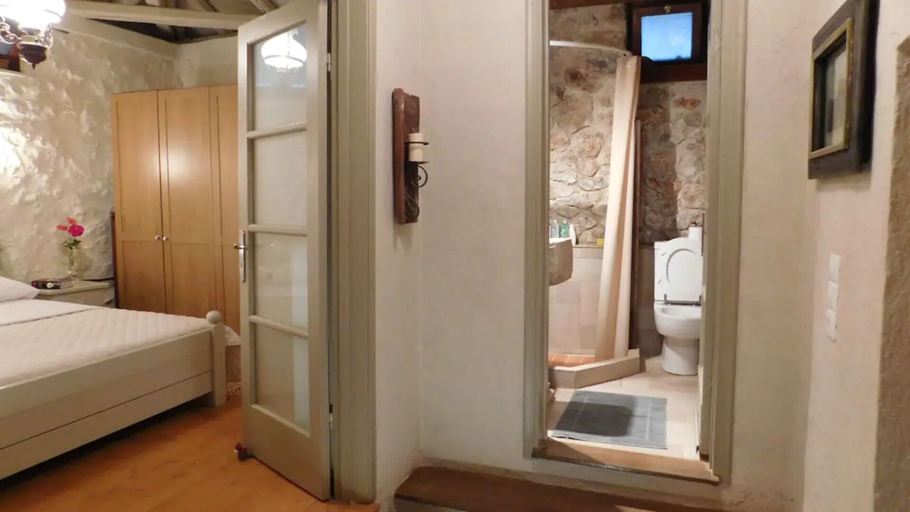 Photo of Bathroom in Lilaia