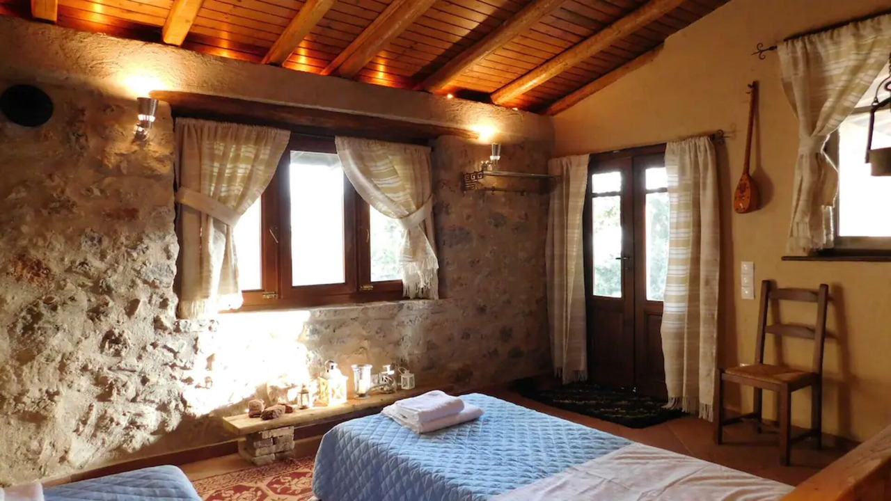 Photo of Bedroom in Lilaia