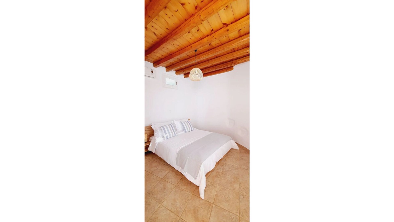Photo of Bedroom in Ornos