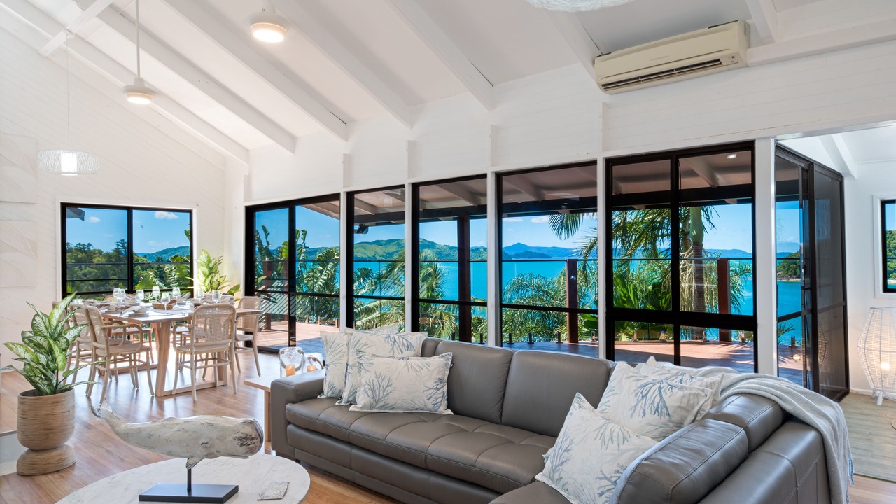 Photo of Livingroom in Shute Harbour