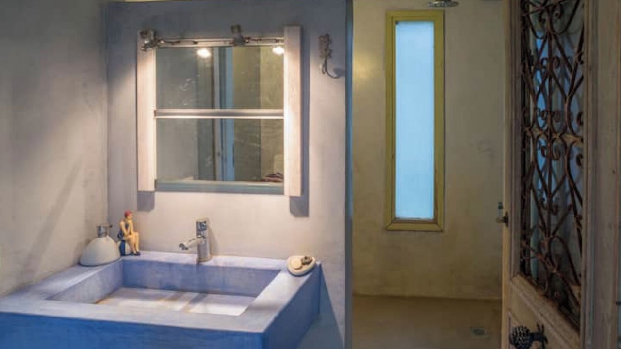 Photo of Bathroom in Katakolo