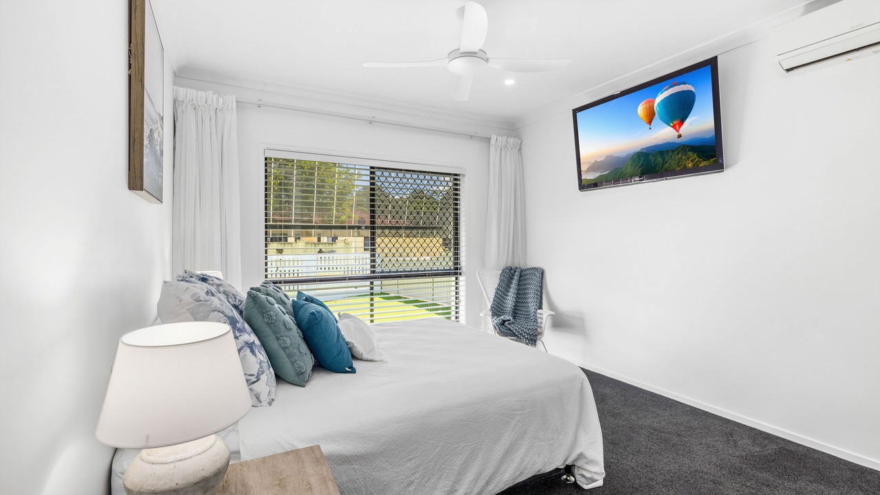 Photo of Bedroom in Banksia Beach