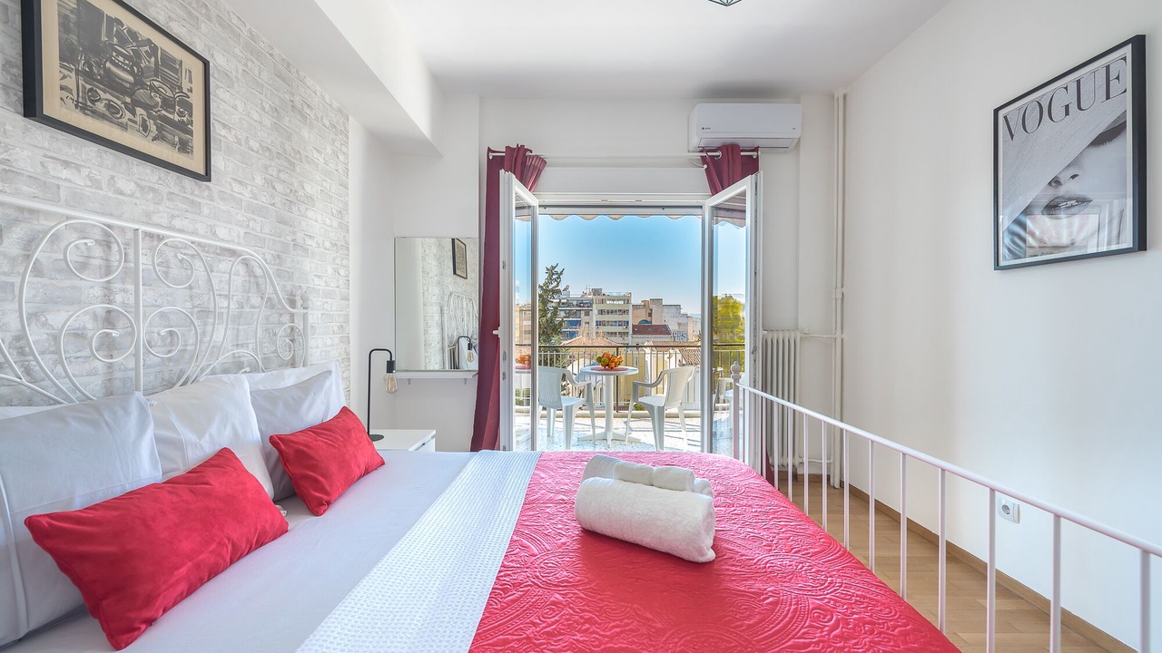 Photo of Bedroom in Omonia