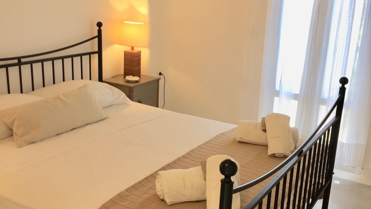 Photo of Bedroom in Ornos