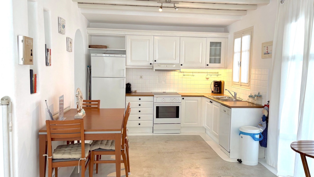 Photo of Kitchen in Ornos