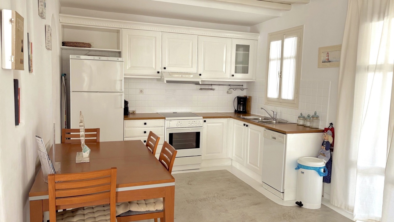 Photo of Kitchen in Ornos
