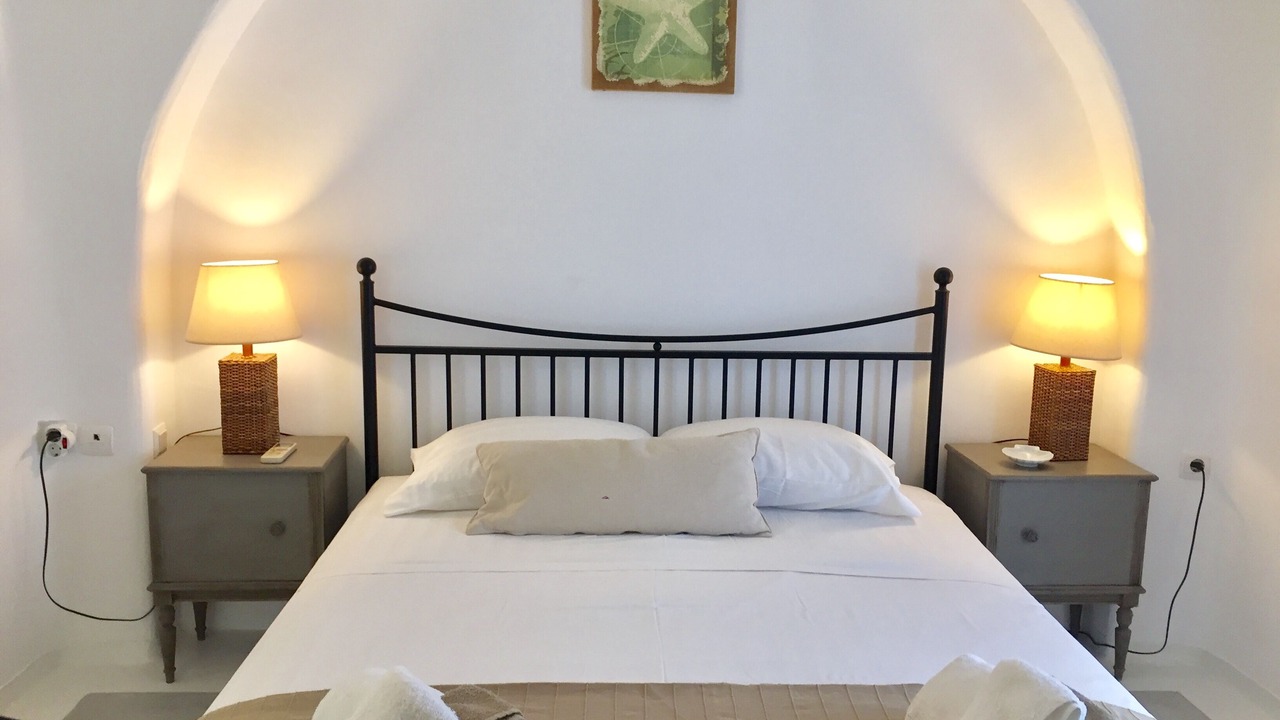 Photo of Bedroom in Ornos