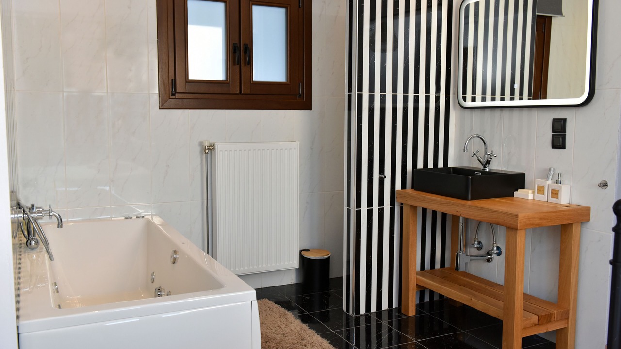 Photo of Bathroom in Mouzaki