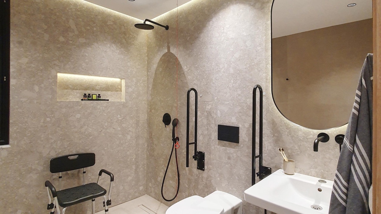 Photo of Bathroom in Kallithea