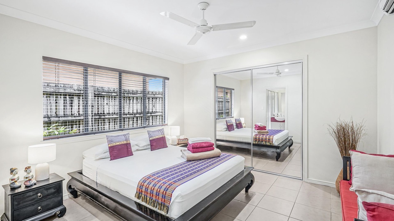 Photo of Bedroom in Palm Cove