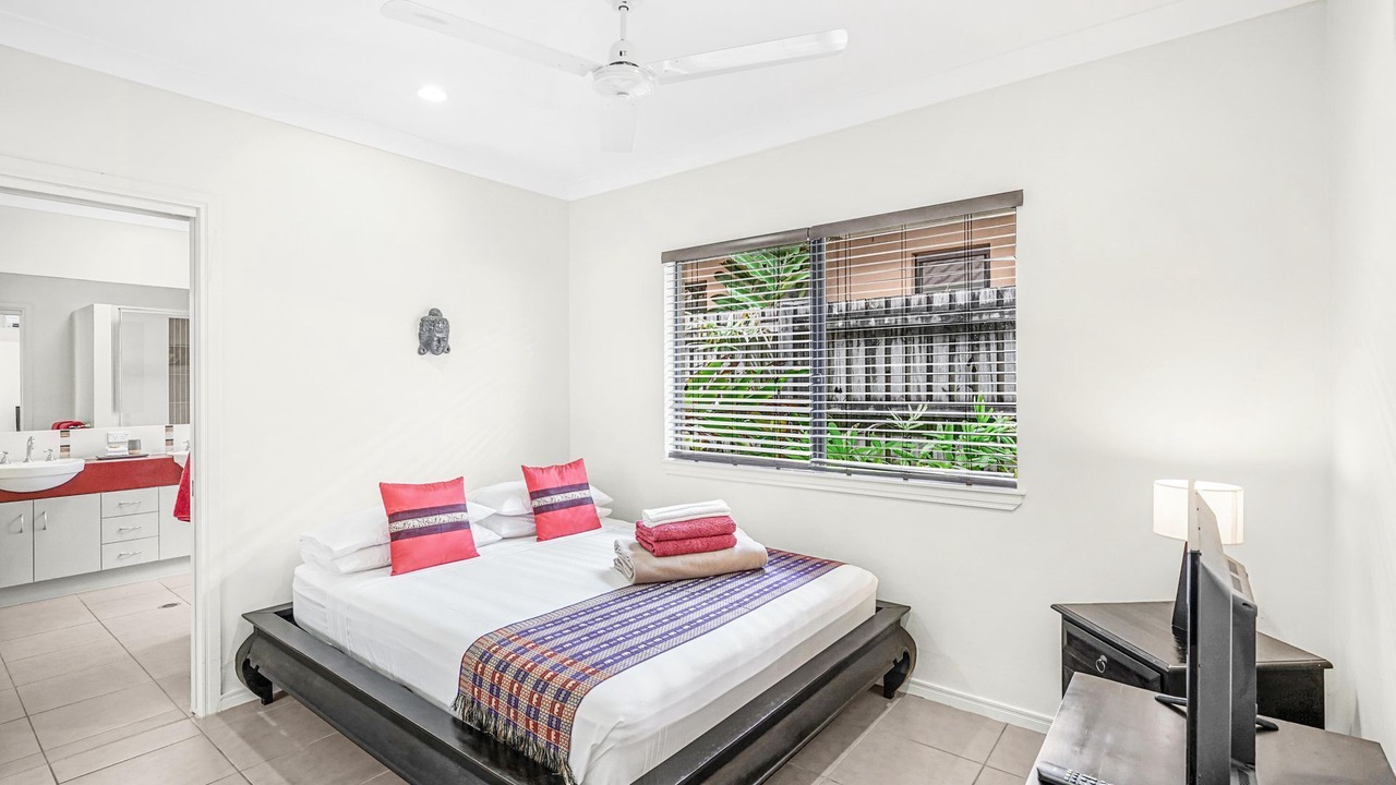 Photo of Bedroom in Palm Cove