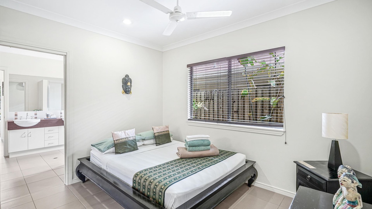 Photo of Bedroom in Palm Cove