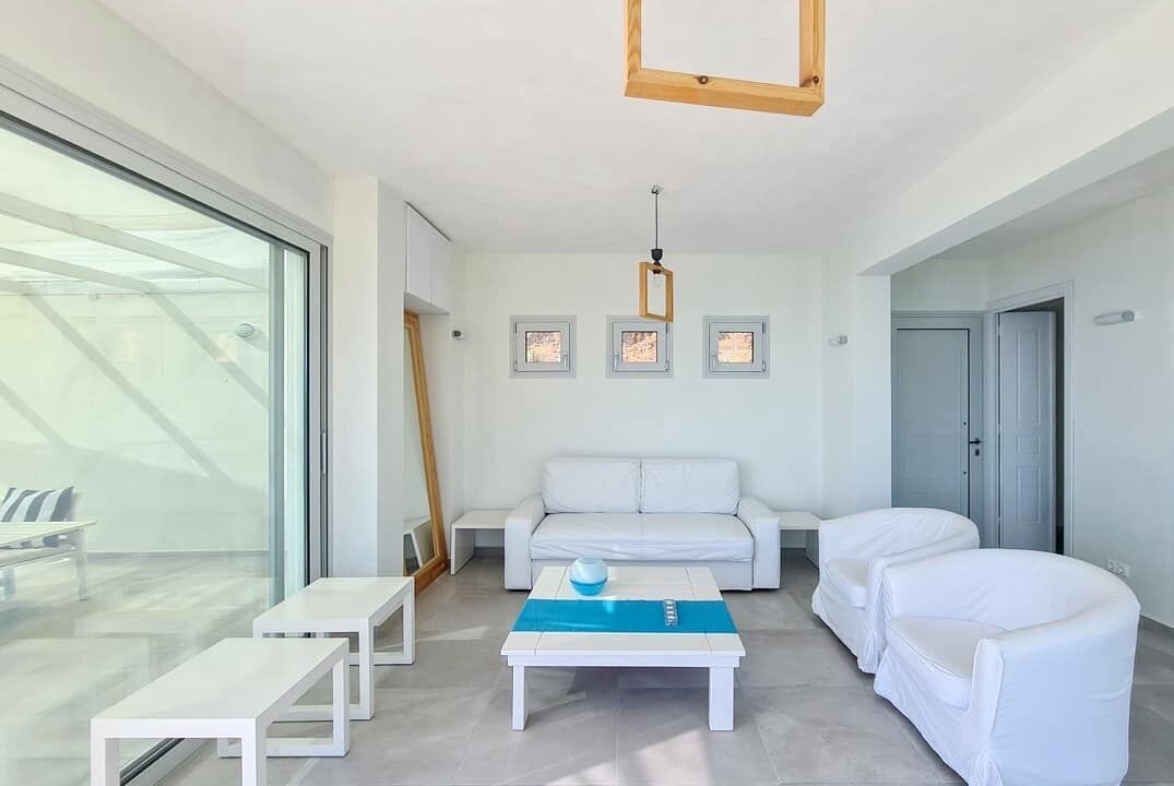 Photo of Livingroom in Pondi
