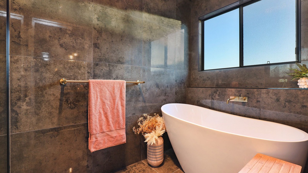 Photo of Bathroom in Alexandra Headland
