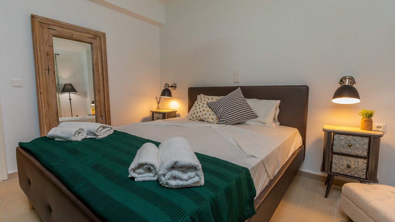 Photo of Bedroom in Tselendata