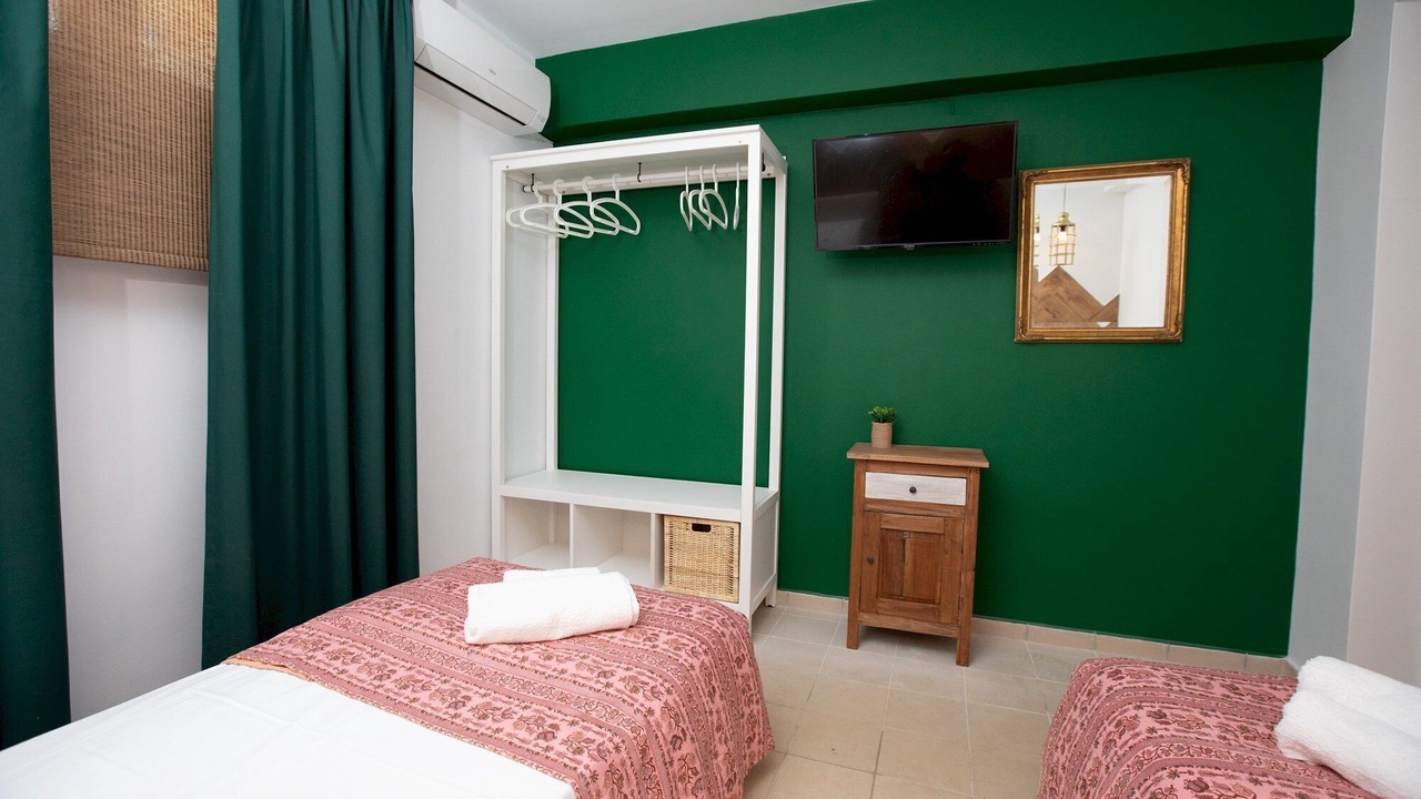 Photo of Bedroom in Tselendata