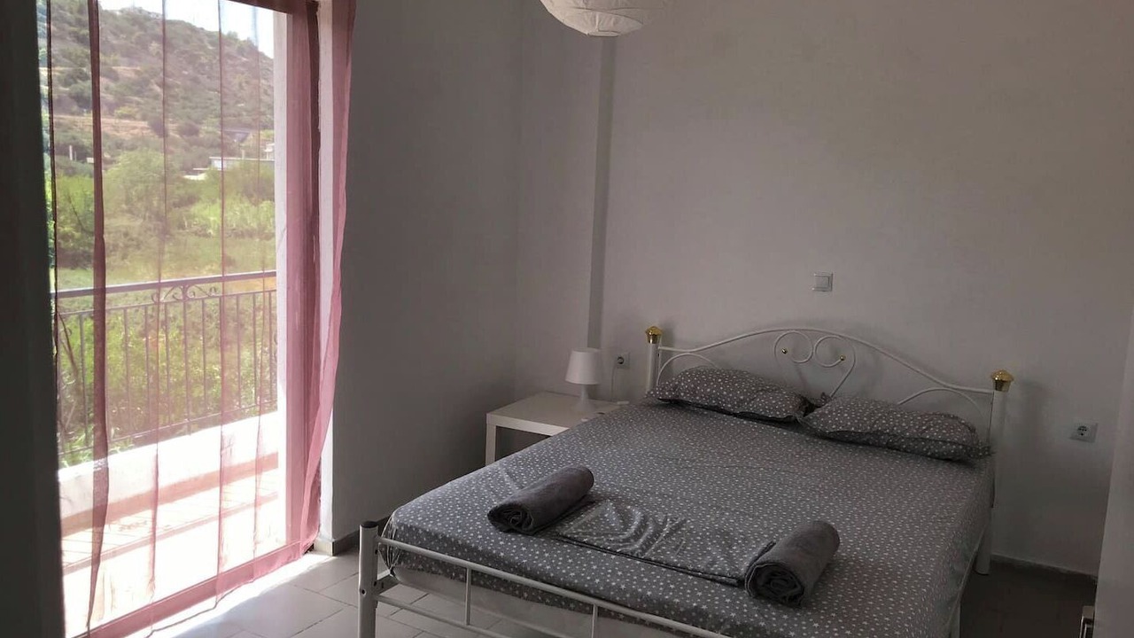 Photo of Bedroom in Akrata