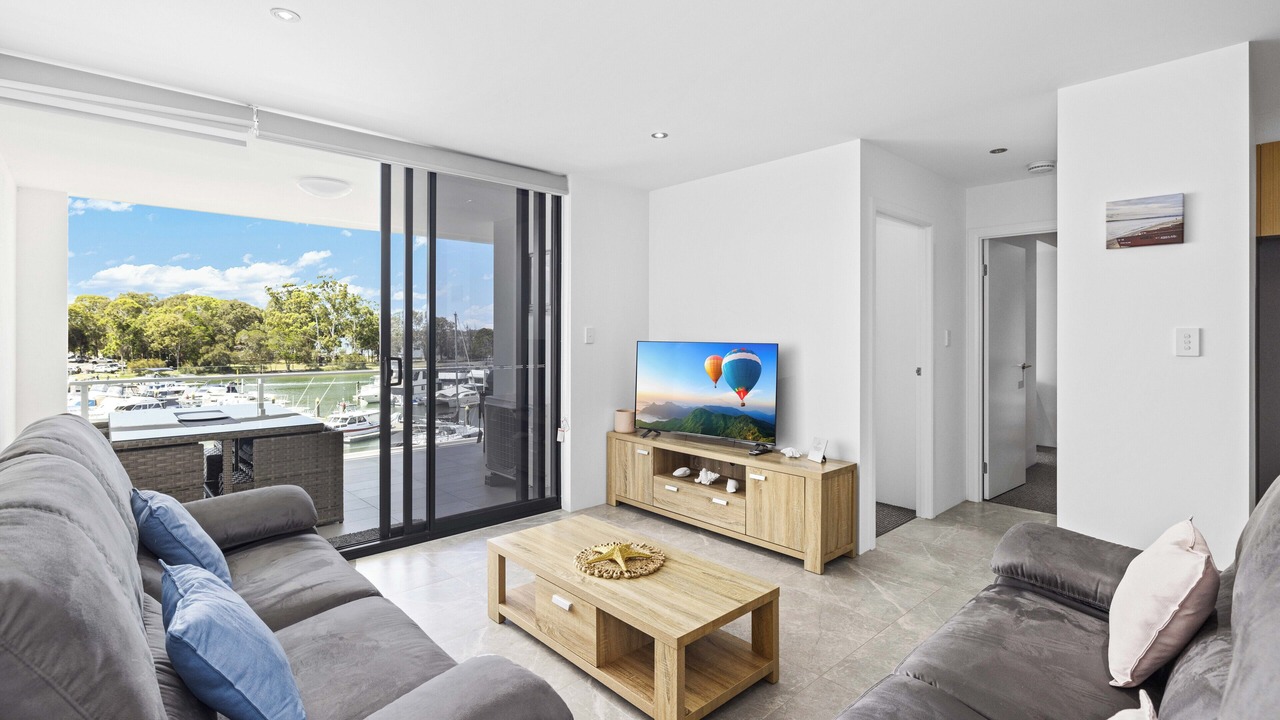 Photo of Livingroom in Sandstone Point