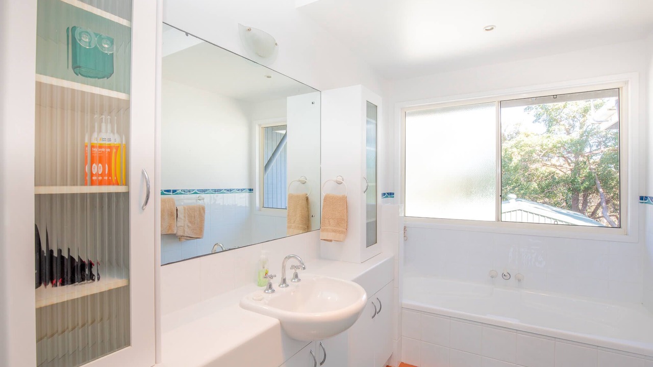 Photo of Bathroom in Point Lookout
