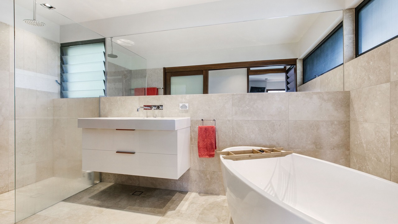 Photo of Bathroom in Point Lookout