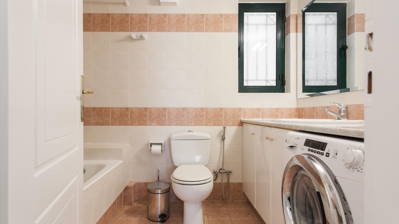 Photo of Bathroom in Marousi